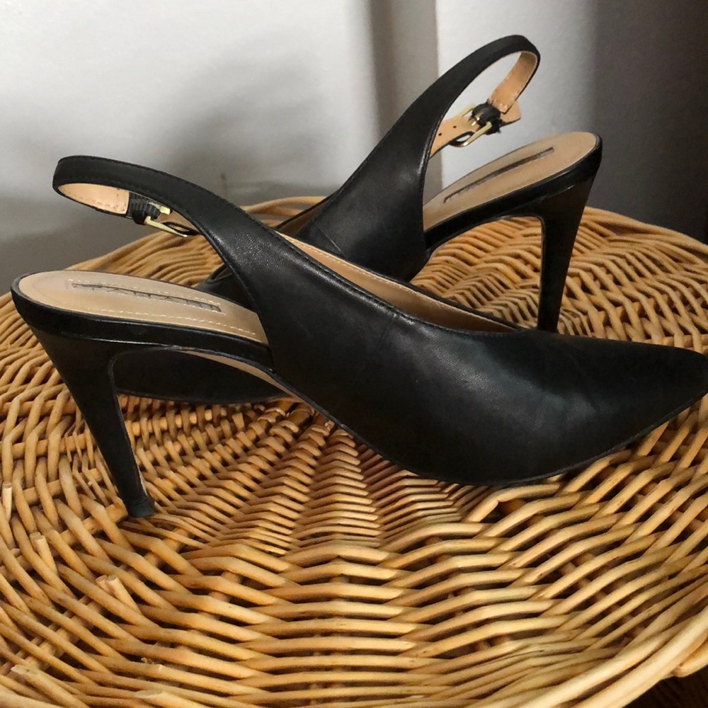 Black heels from Tahari